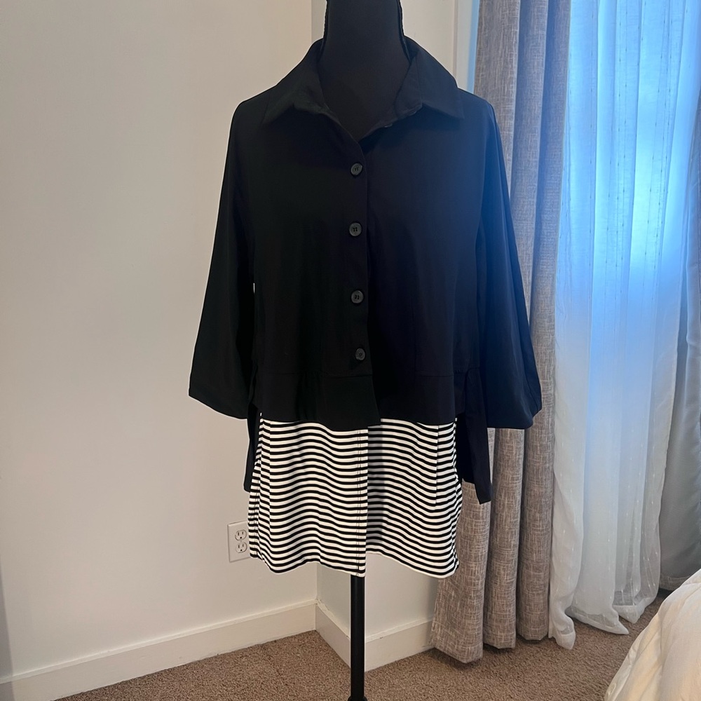 Chic Black Button Down Shirt with Striped Detail